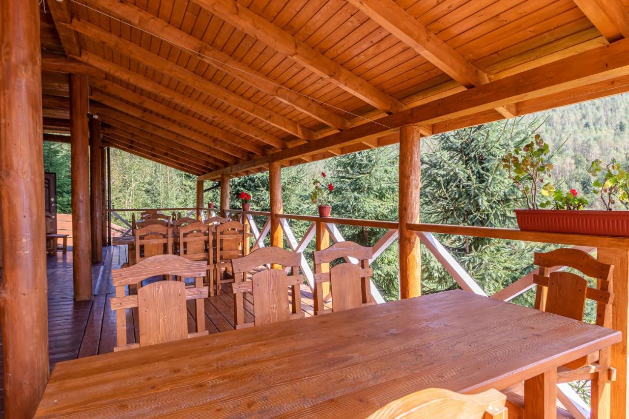 Konopka Guest House Bukovel Extérieur photo