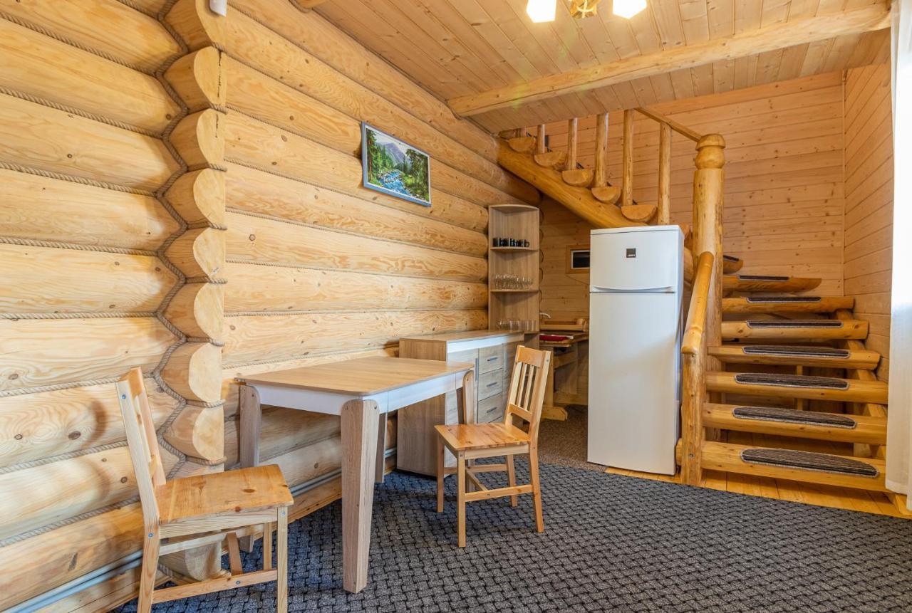 Konopka Guest House Bukovel Extérieur photo