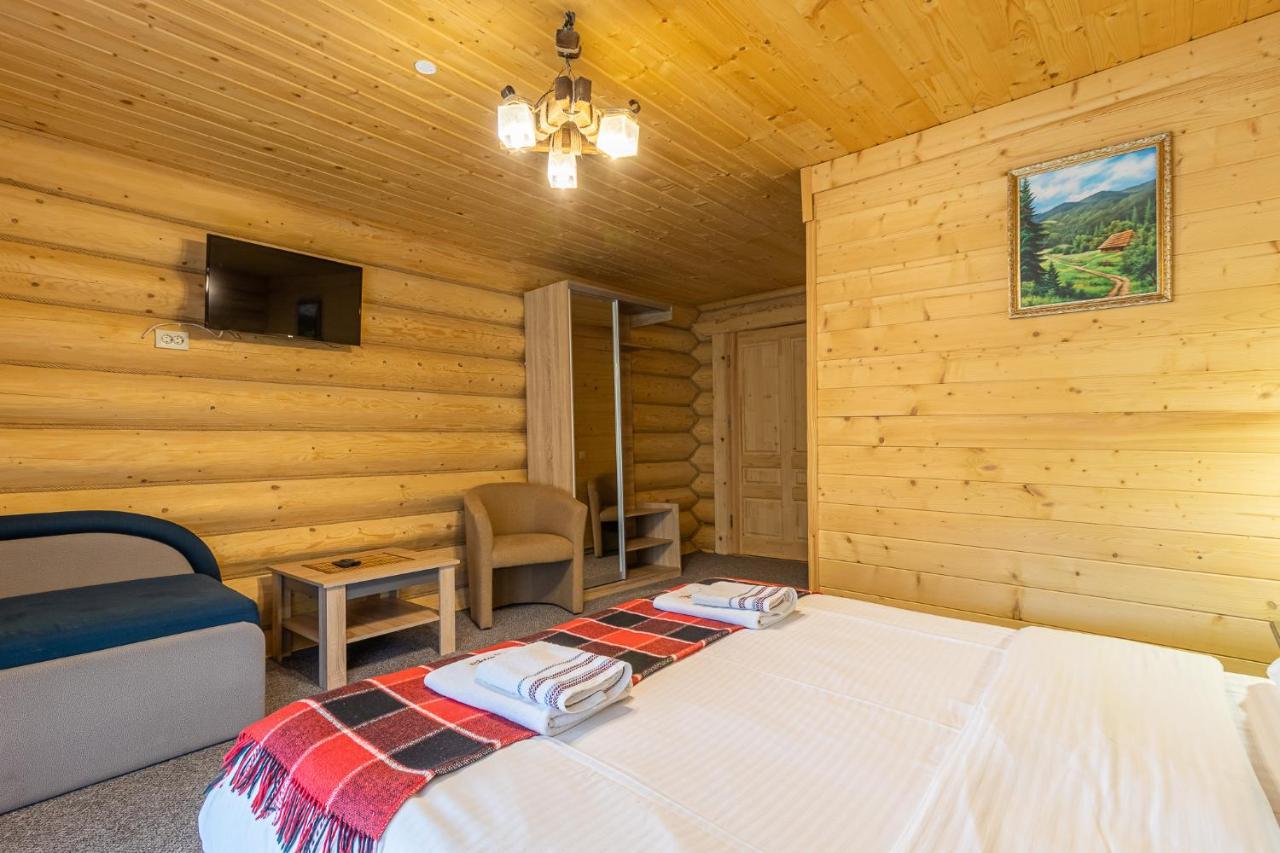 Konopka Guest House Bukovel Extérieur photo