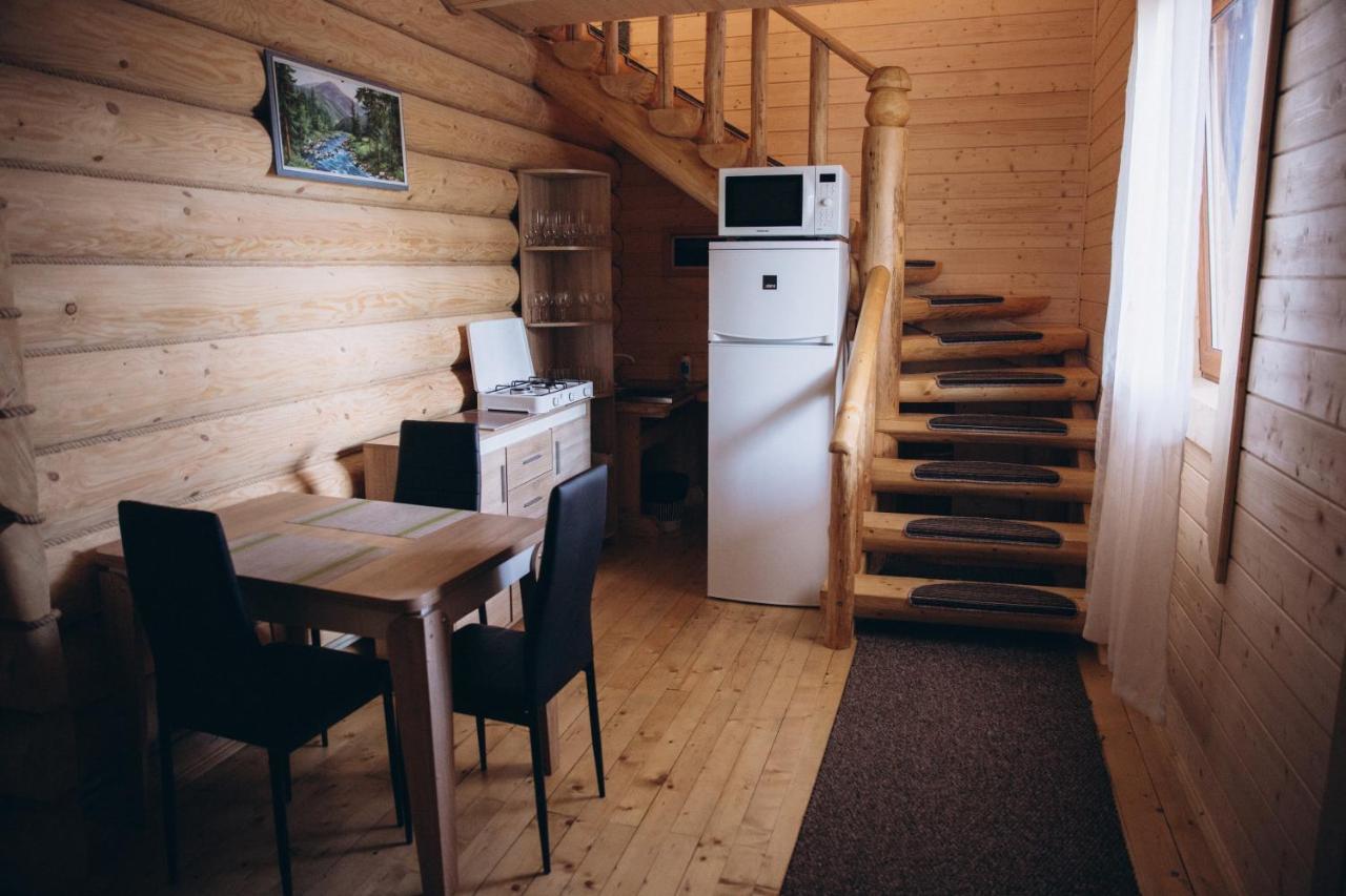 Konopka Guest House Bukovel Extérieur photo
