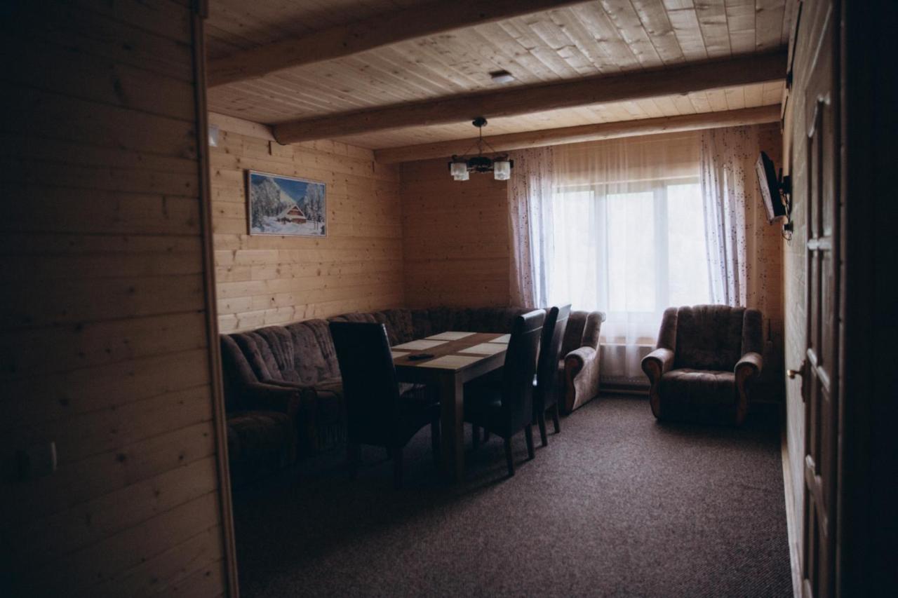 Konopka Guest House Bukovel Extérieur photo