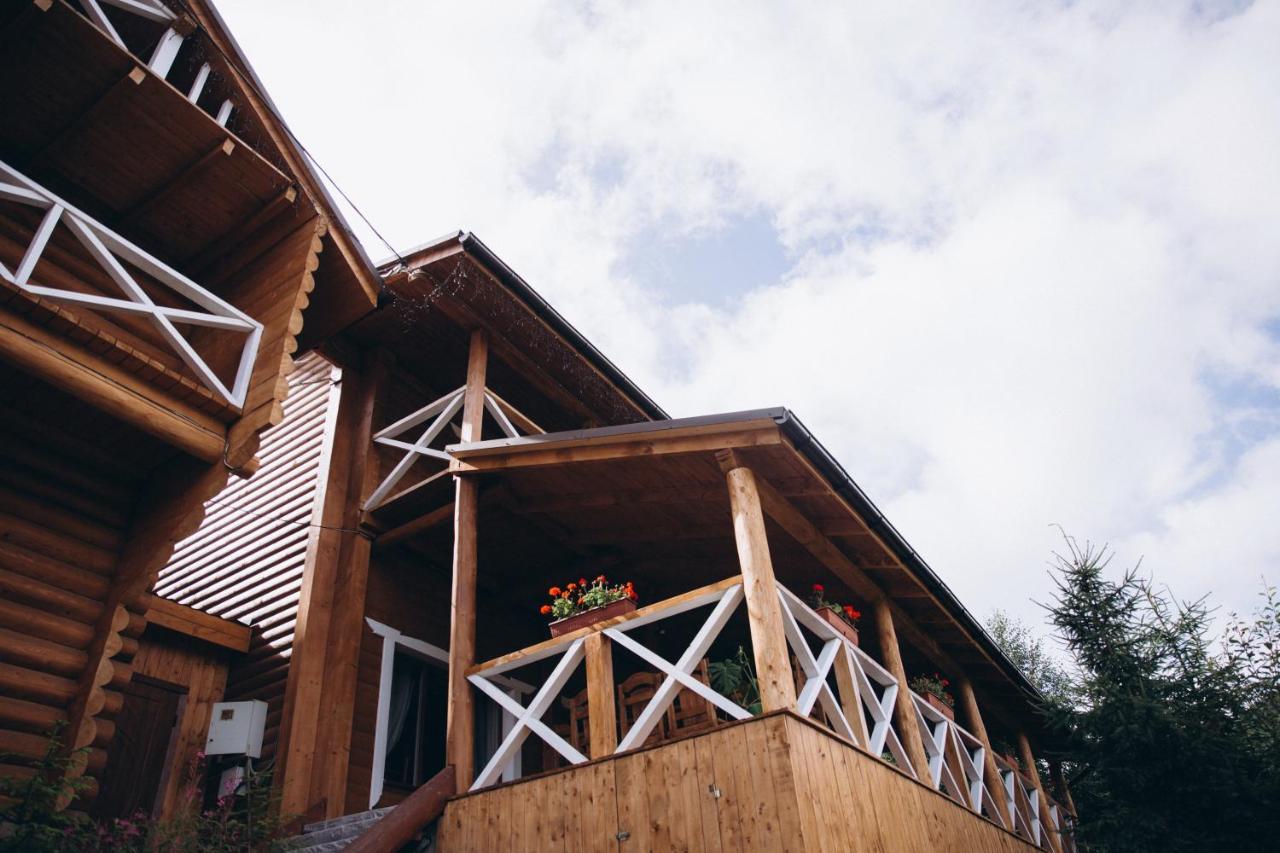 Konopka Guest House Bukovel Extérieur photo